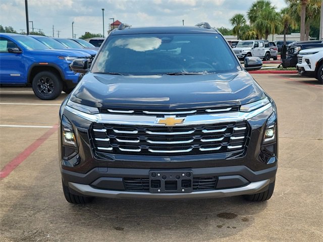 2026 Chevrolet Equinox LT photo 2