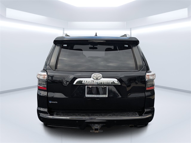 2016 Toyota 4Runner Limited photo 2