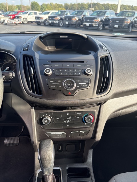 2018 Ford Escape S photo 23