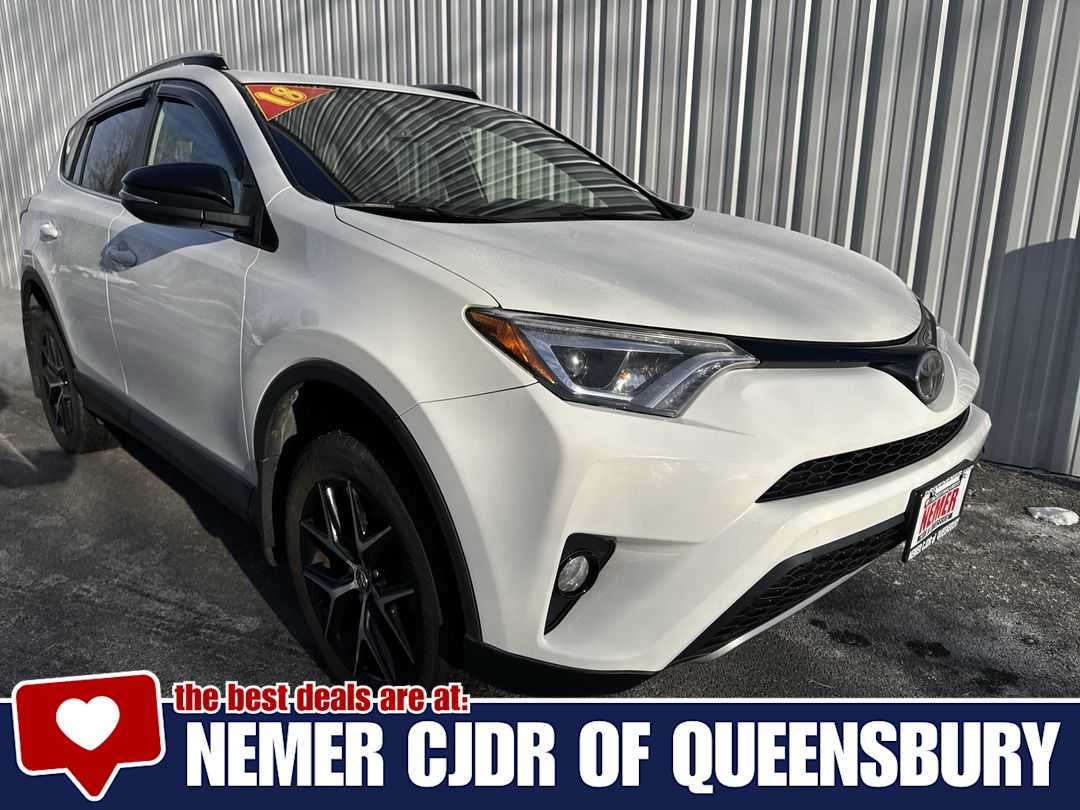 2018 Toyota RAV4 SE's photo
