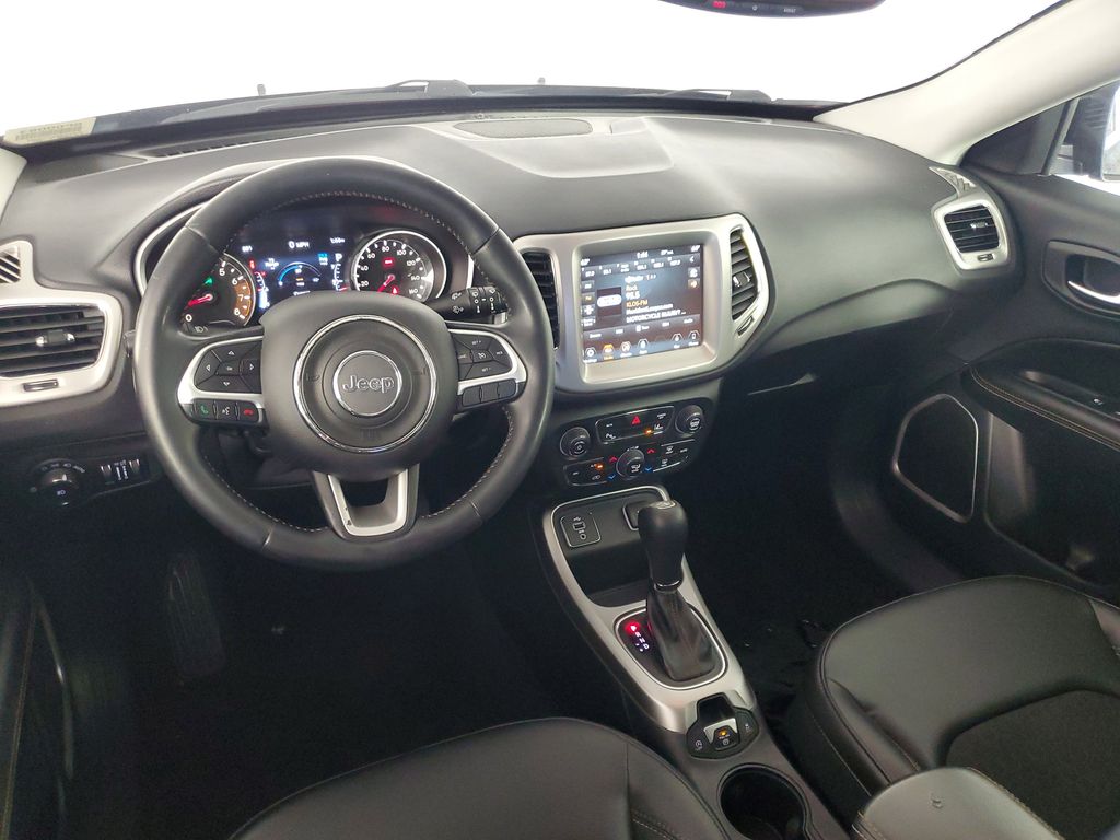 2018 Jeep Compass Latitude photo 15