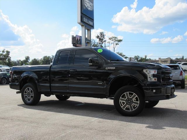 2015 Ford F-150 Lariat photo 2