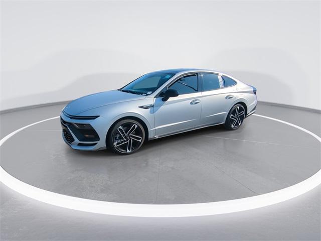 2025 Hyundai Sonata N Line photo 4