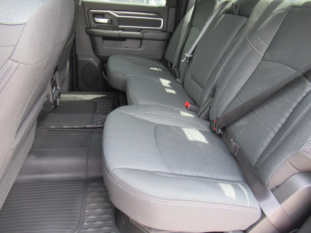 2025 Ram 2500 Big Horn photo 29