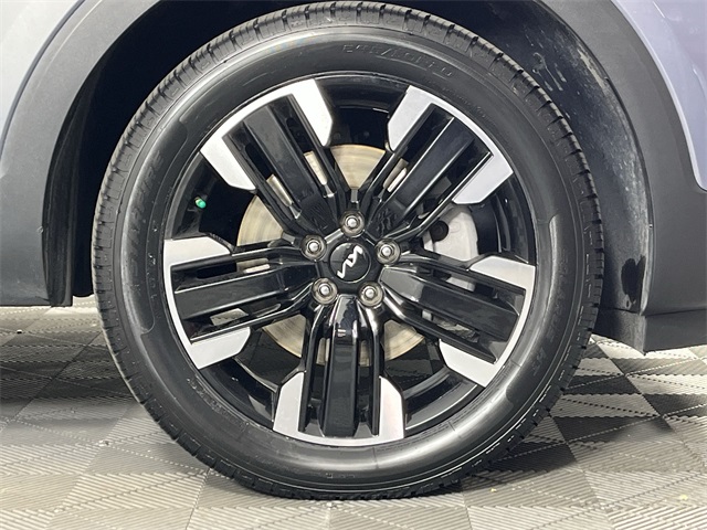 2024 Kia Telluride SX photo 2
