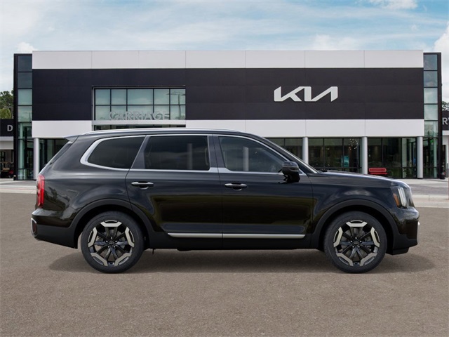 2025 Kia Telluride S photo 4