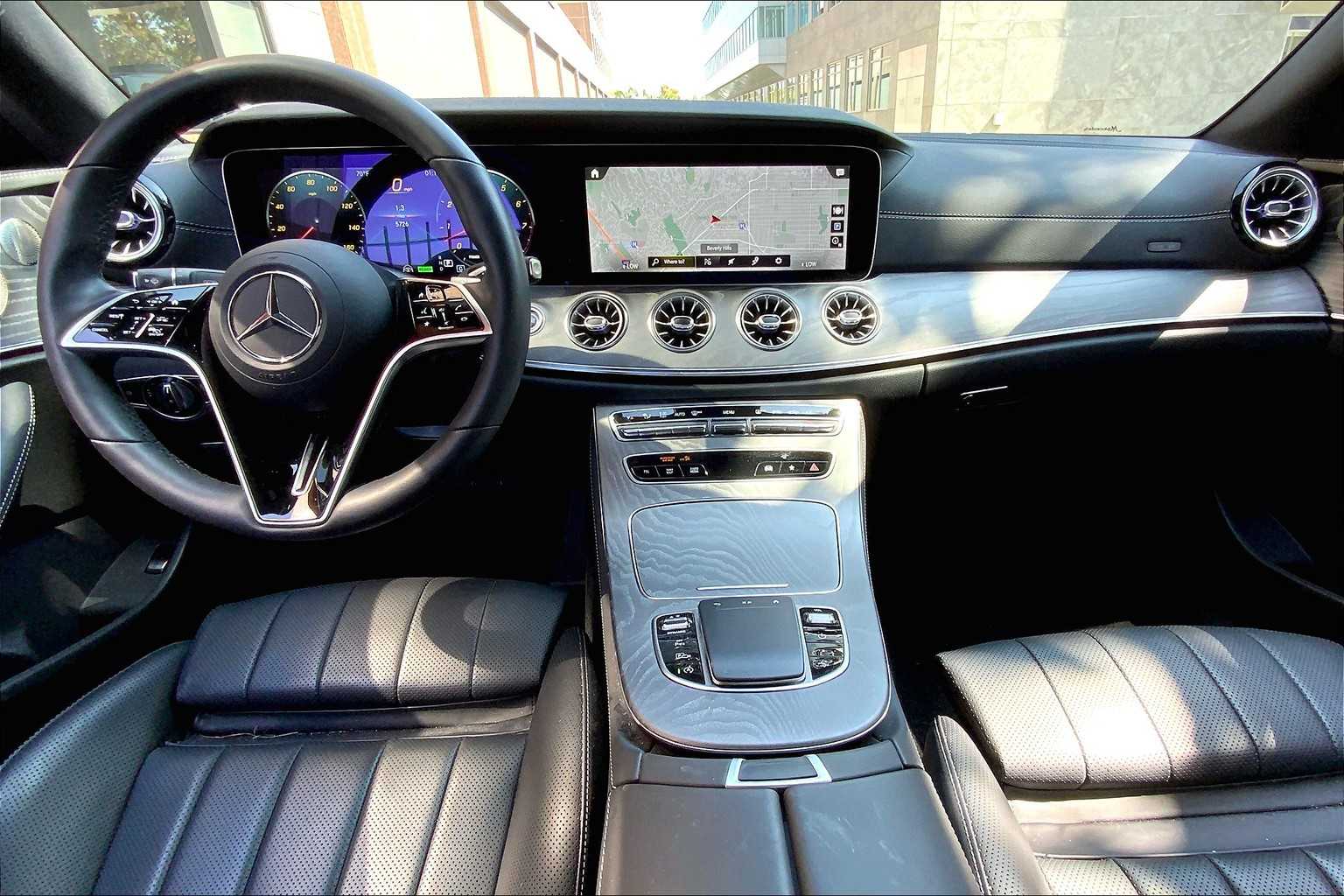2022 Mercedes Benz E 450 photo 14