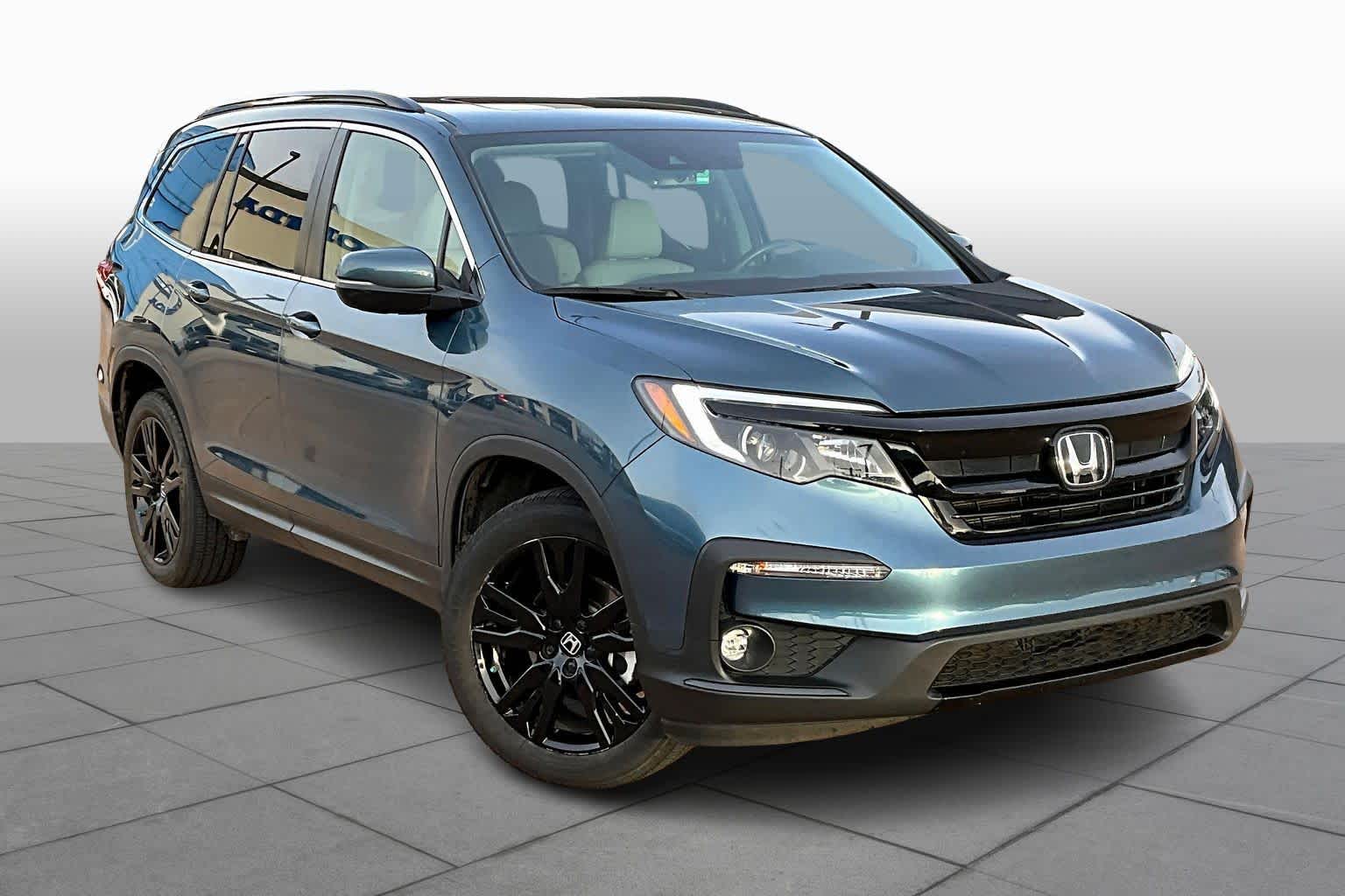 2021 Honda Pilot Special Edition photo 2