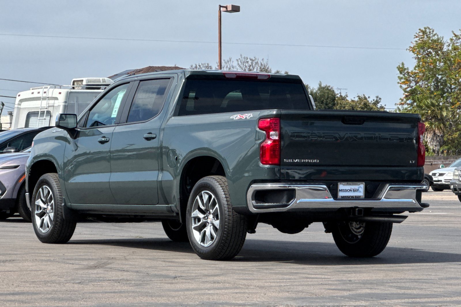 2025 Chevrolet Silverado 1500 photo 6