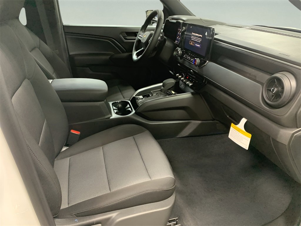 2026 Chevrolet Colorado Work Truck photo 13