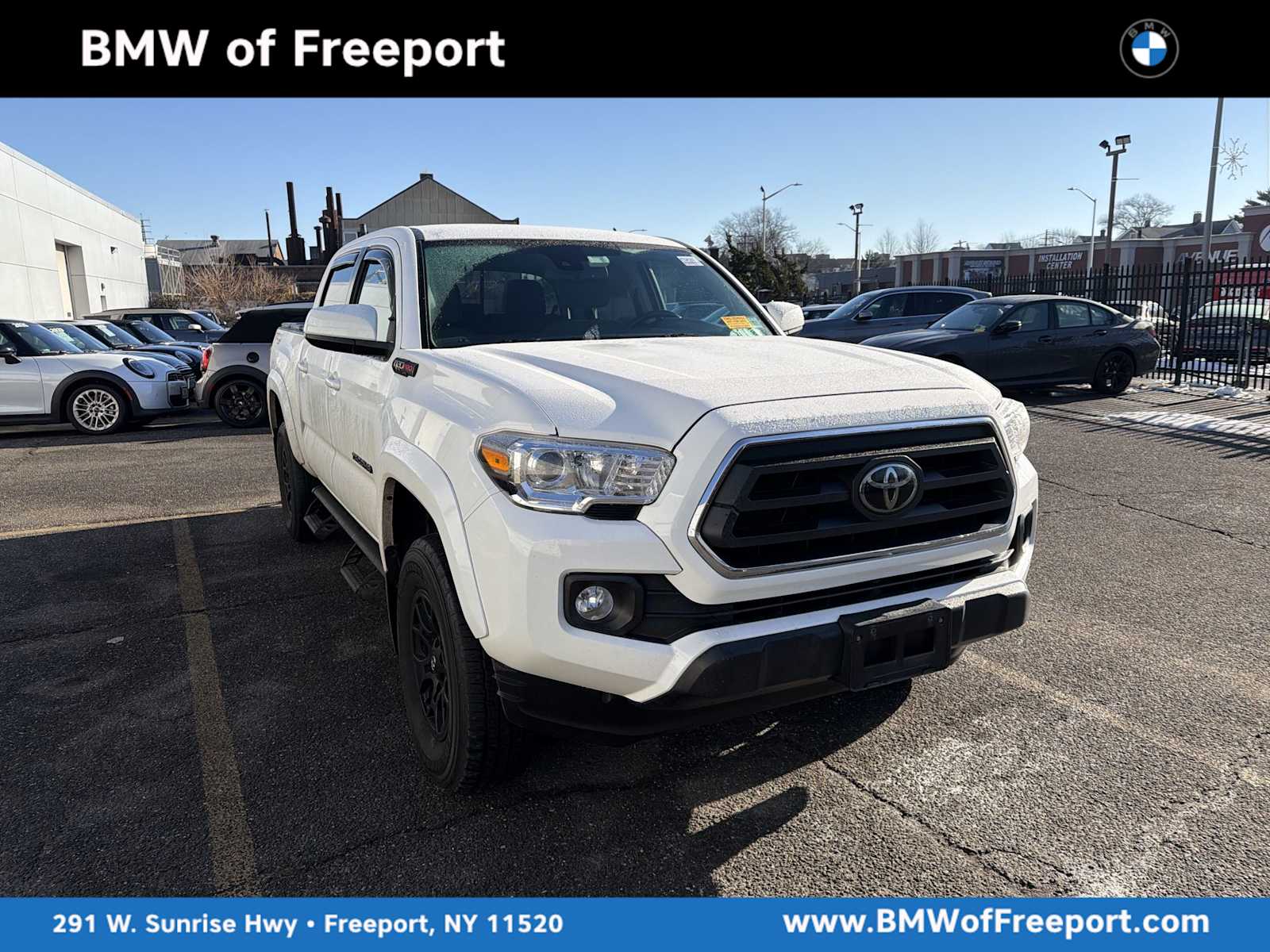 2021 Toyota Tacoma SR5's photo