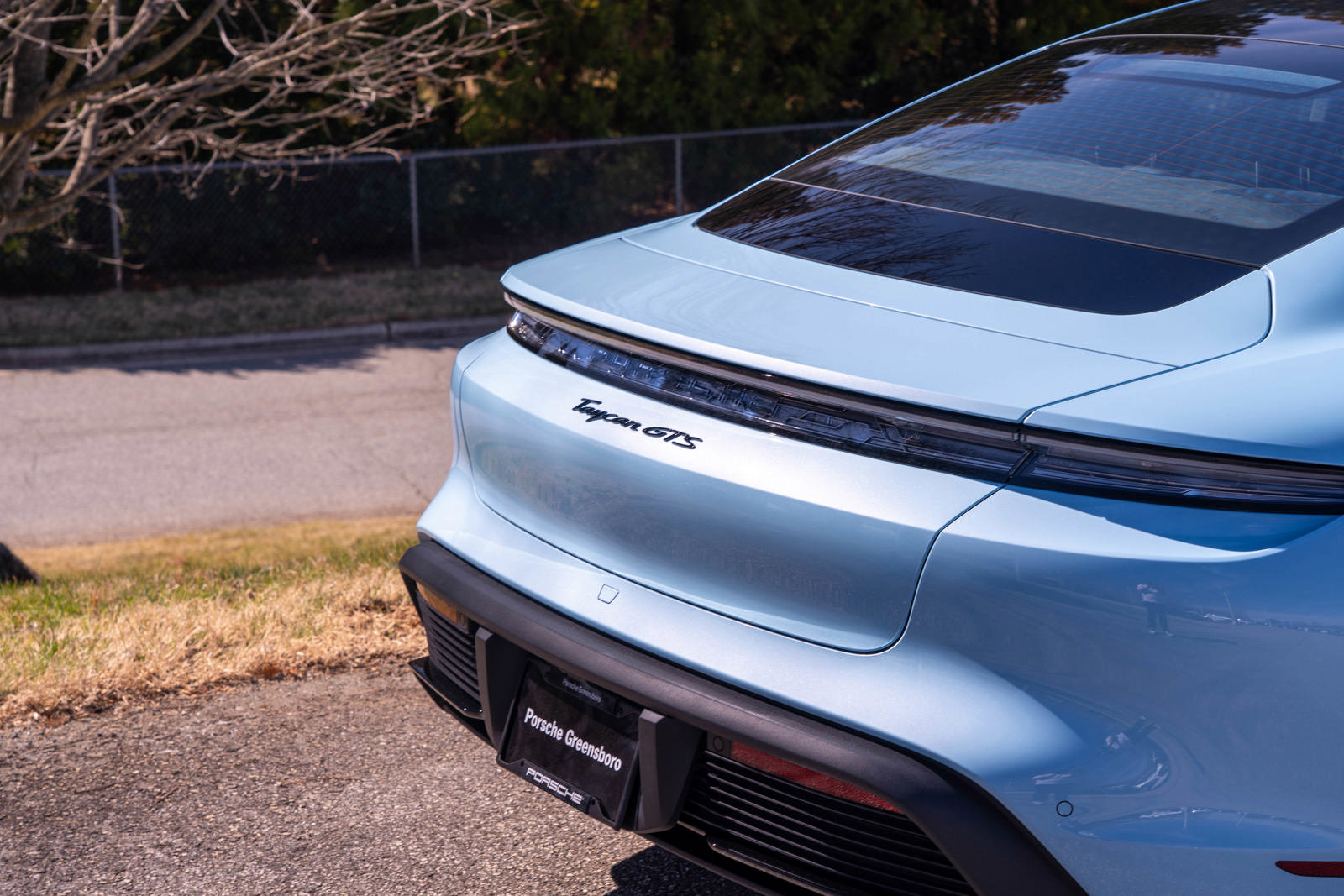 2025 Porsche Taycan GTS photo 13