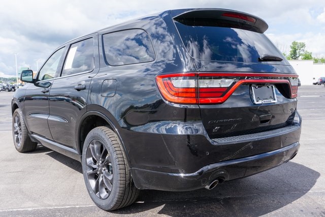 2022 Dodge Durango GT Plus photo 2