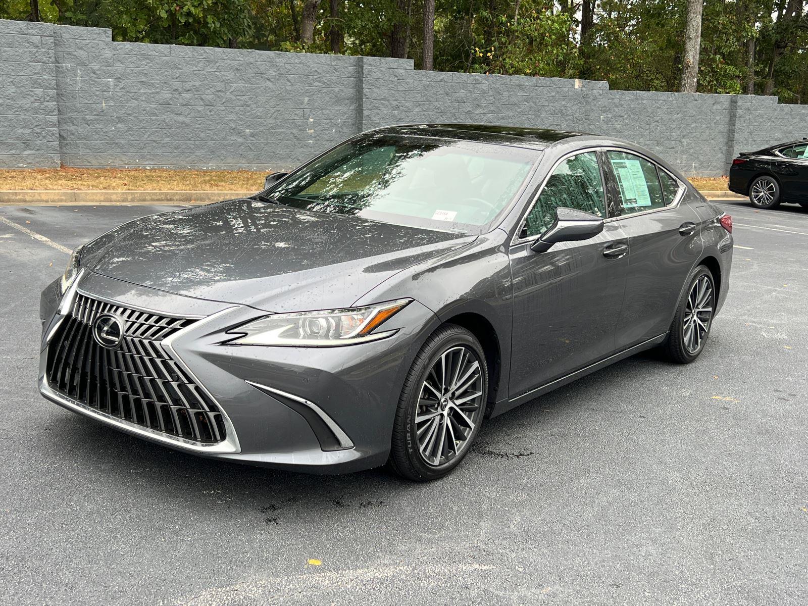 2022 Lexus ES 350 photo 2