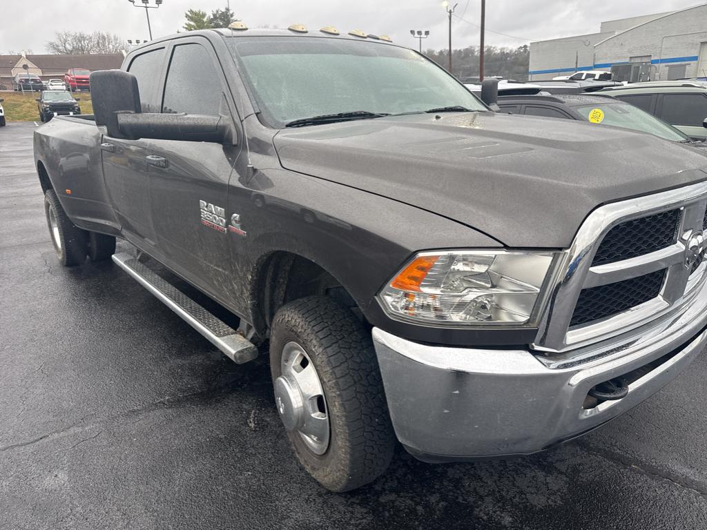 2017 Ram 3500 Tradesman photo 2
