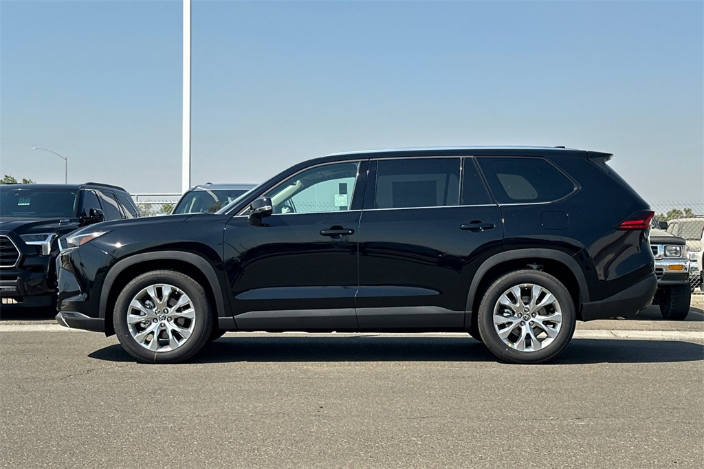 2025 Toyota Grand Highlander Limited AWD photo 7