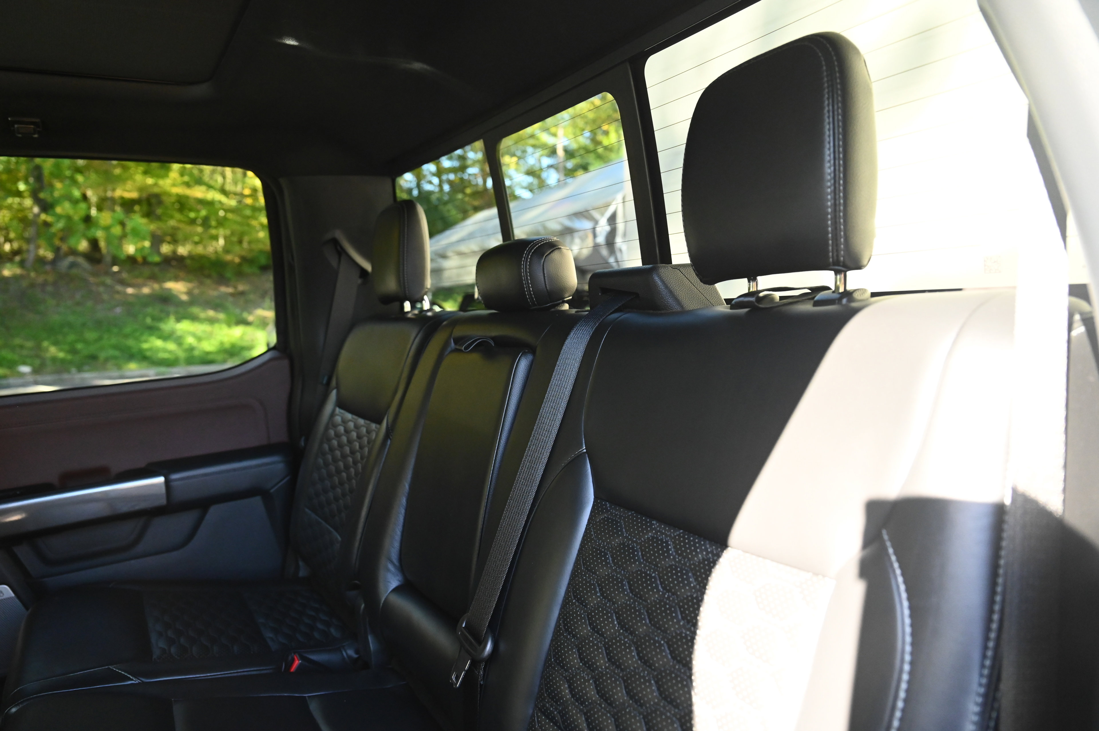 2021 Ford F-150 Lariat photo 25