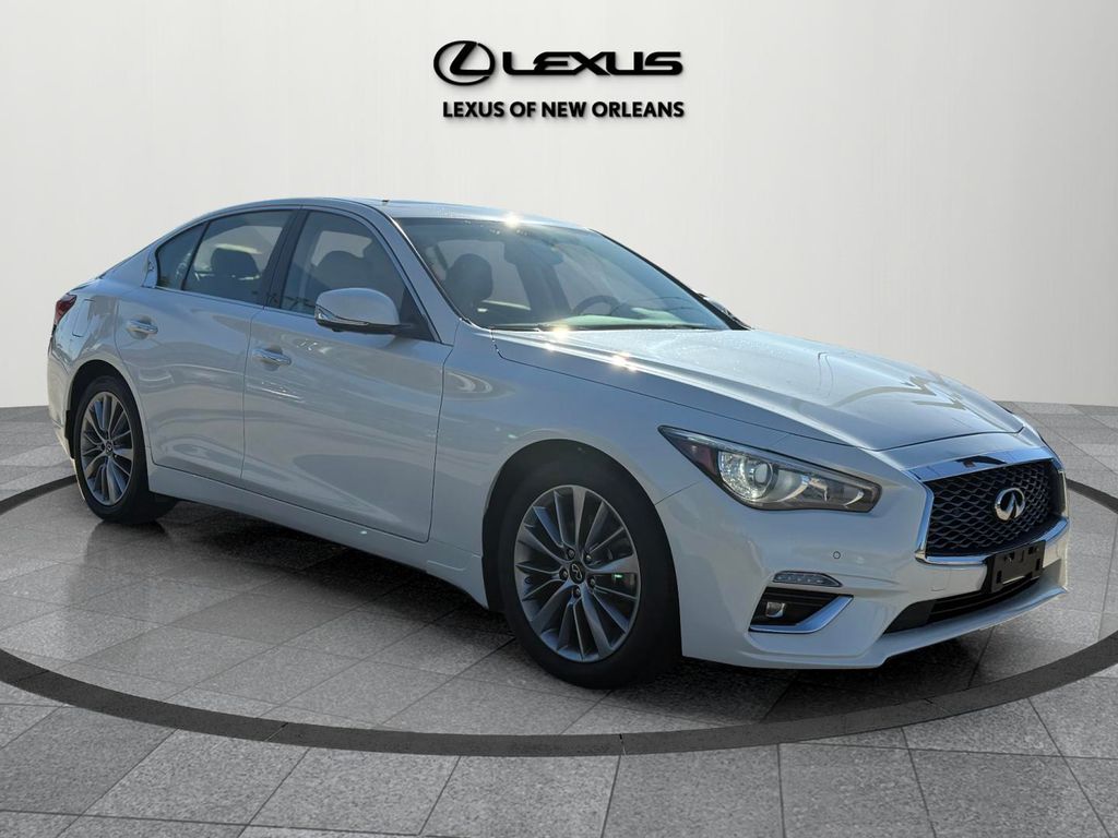 2022 INFINITI Q50 LUXE's photo