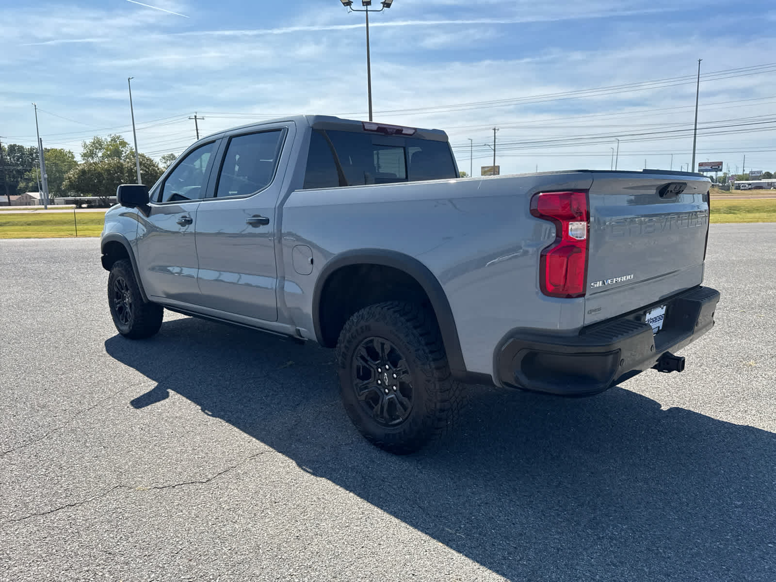 2024 Chevrolet Silverado 1500 ZR2 photo 3