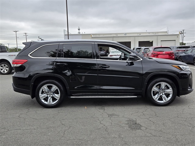 2019 Toyota Highlander Limited photo 2