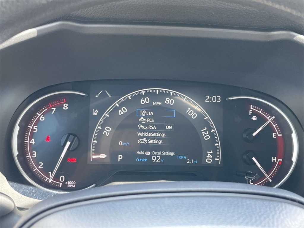 2025 Toyota RAV4 LE photo 17