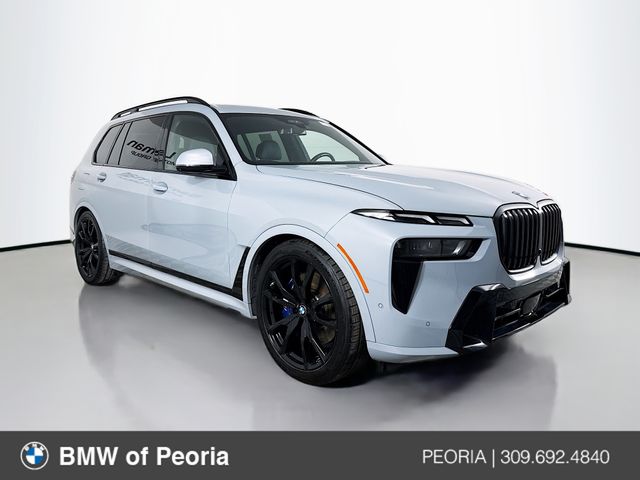 2023 BMW X7 40i's photo
