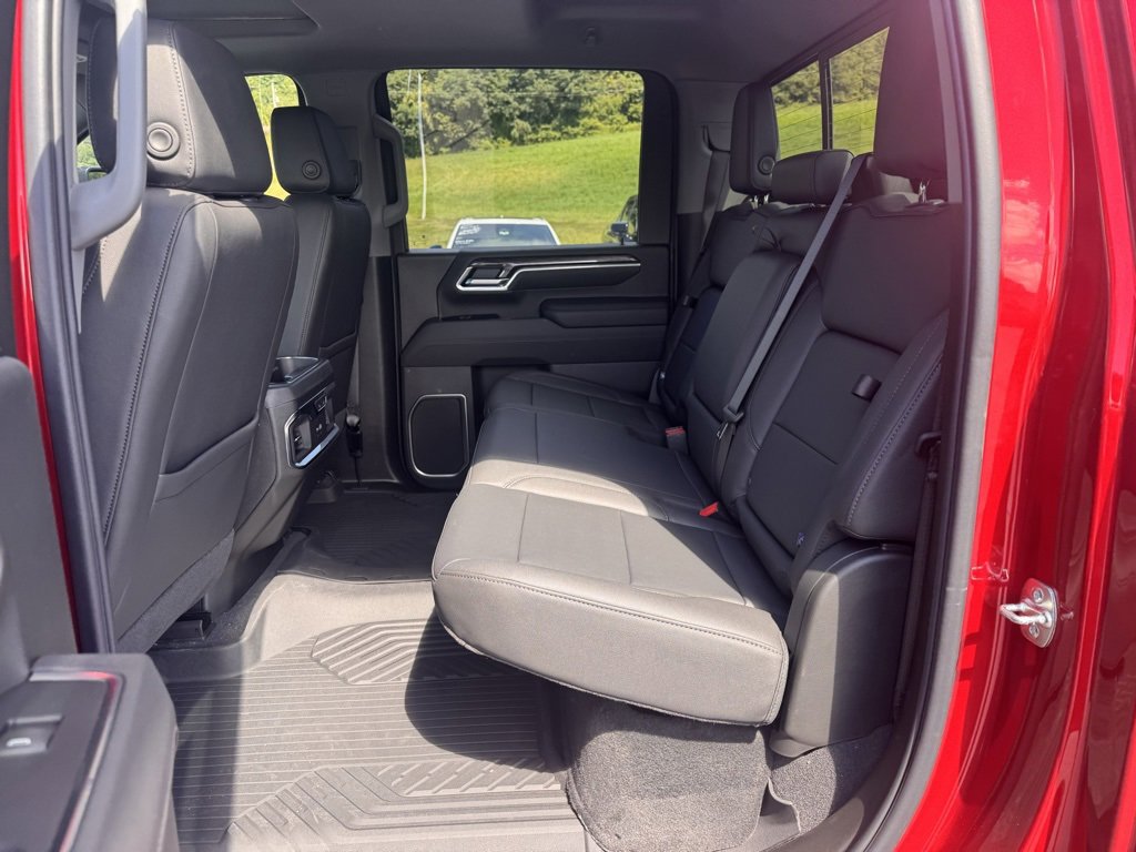 2025 Chevrolet Silverado 2500HD LTZ photo 19