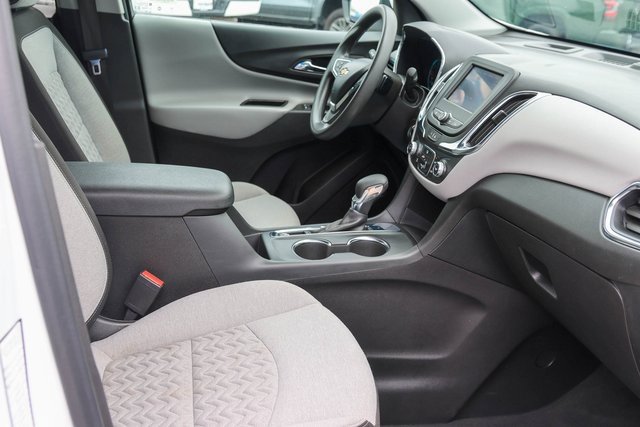 Used 2023 Summit White Chevrolet LT image 15