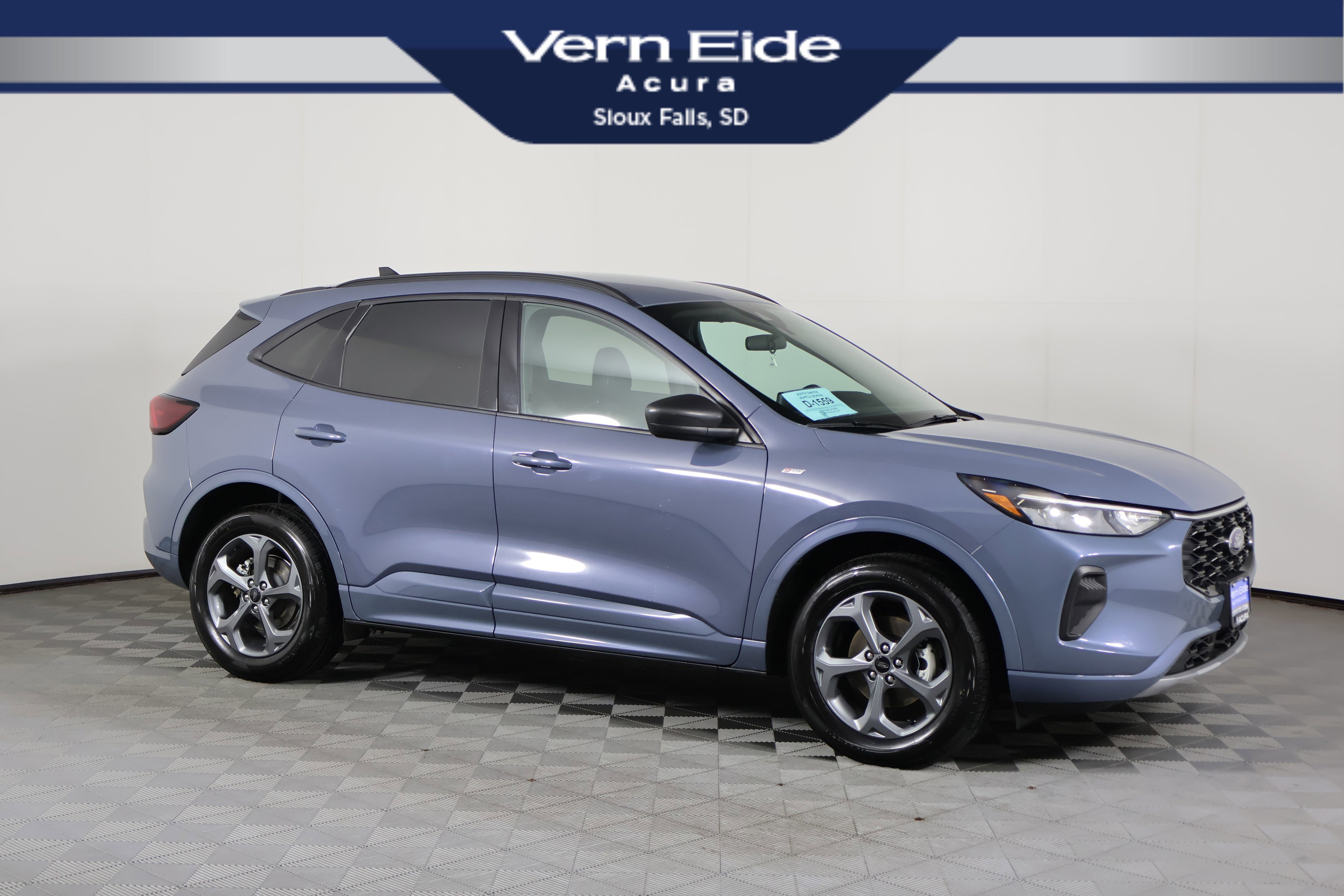 2024 Ford Escape ST-Line's photo