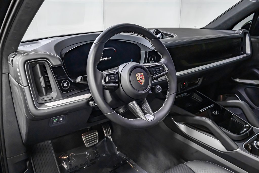 2024 Porsche Cayenne E-Hybrid Turbo photo 4