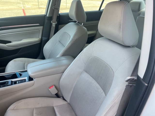 2022 Nissan Altima 2.5 SV photo 8