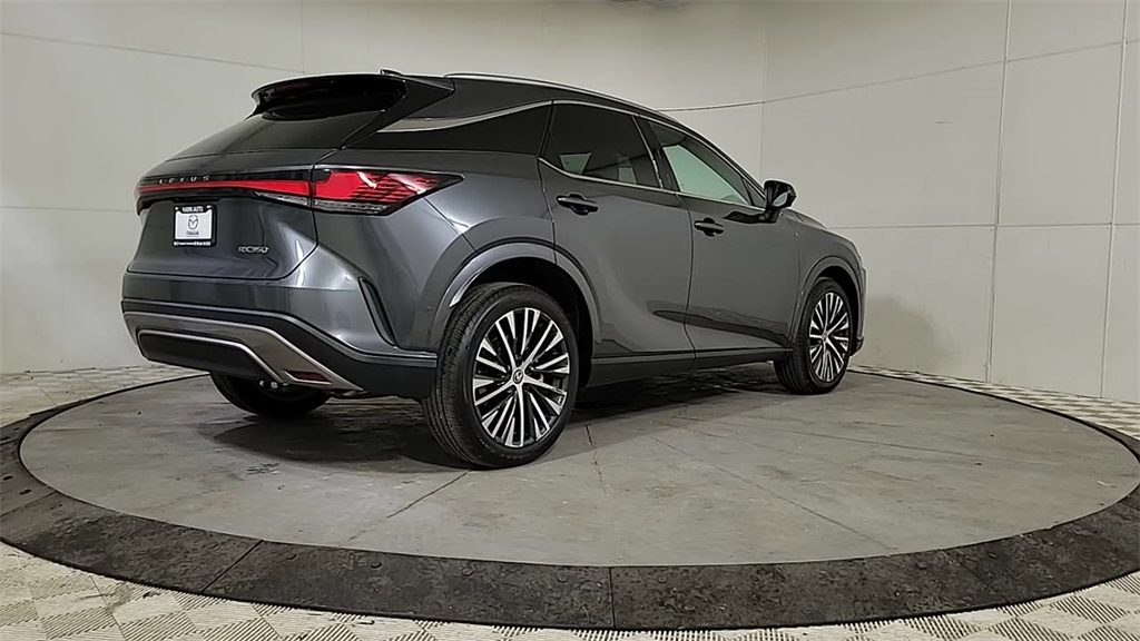 2024 LEXUS RX - Image 12
