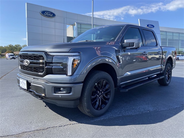 2025 Ford F-150 Lariat's photo