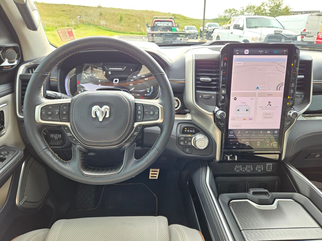 2025 Ram 1500 photo 16