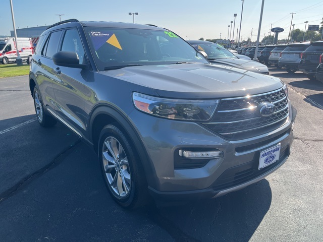 2022 Ford Explorer XLT photo 3