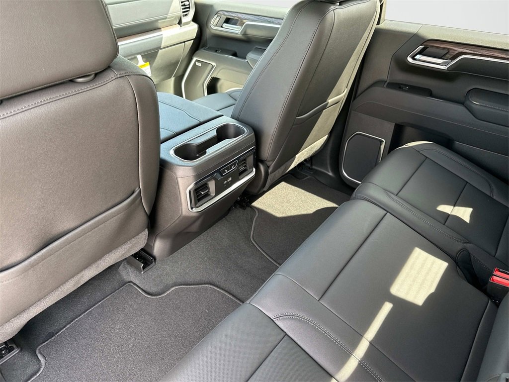 2025 Gmc Sierra 1500 SLT photo 12