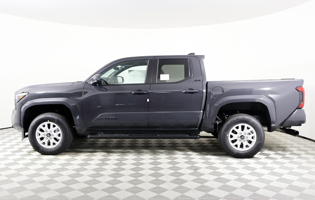 2025 Toyota Tacoma SR5 Double Cab photo 3