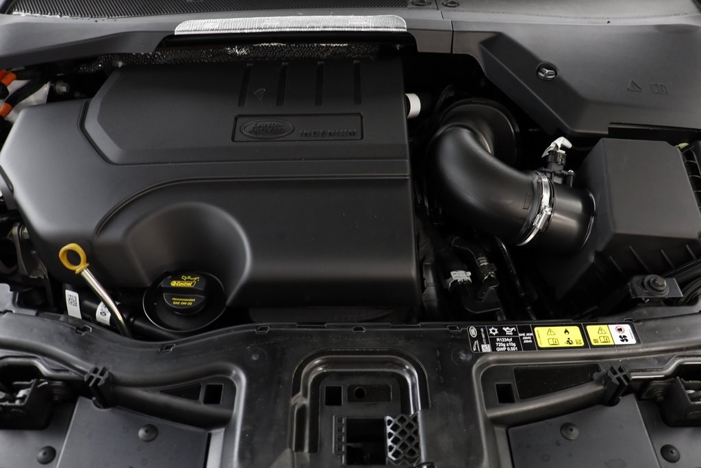 2025 Land Rover Discovery Sport S photo 21