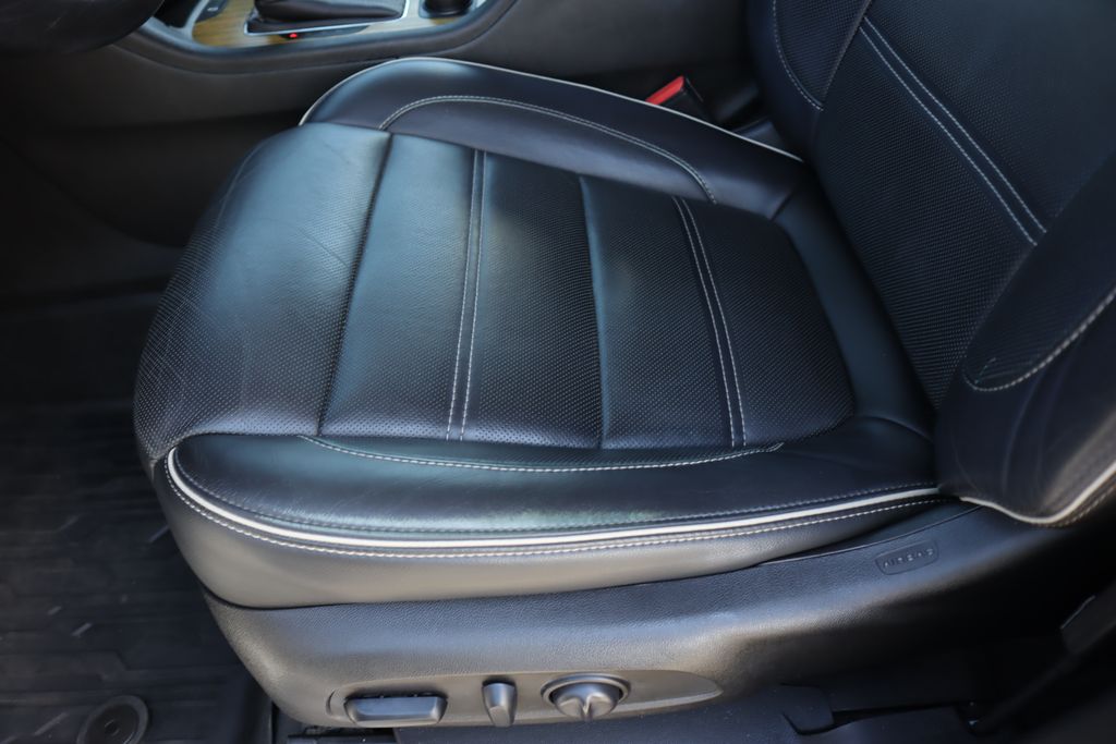 2019 Gmc Acadia Denali photo 18