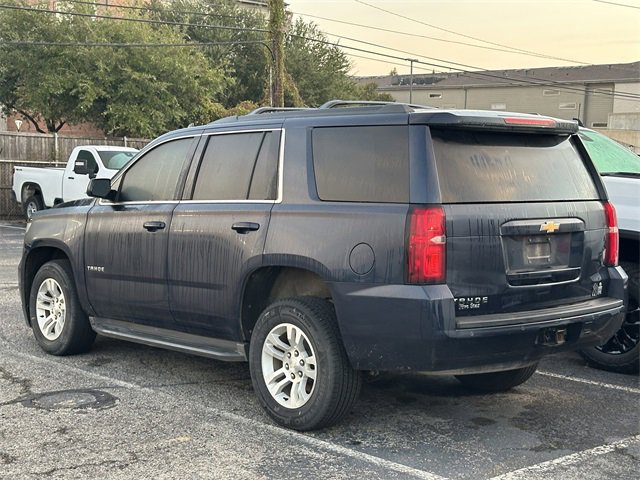2017 Chevrolet Tahoe LS photo 3