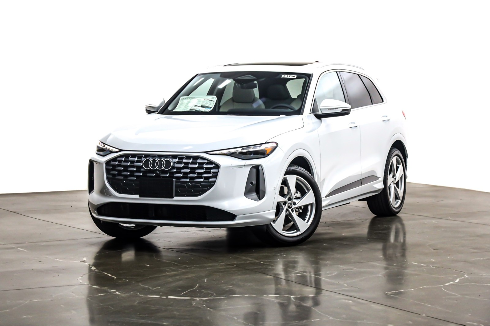 2025 Audi New Q5 Prestige's photo