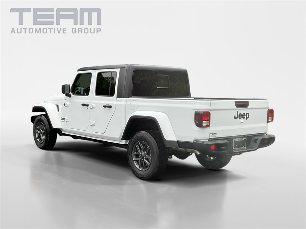 2025 Jeep Gladiator Sport S photo 5