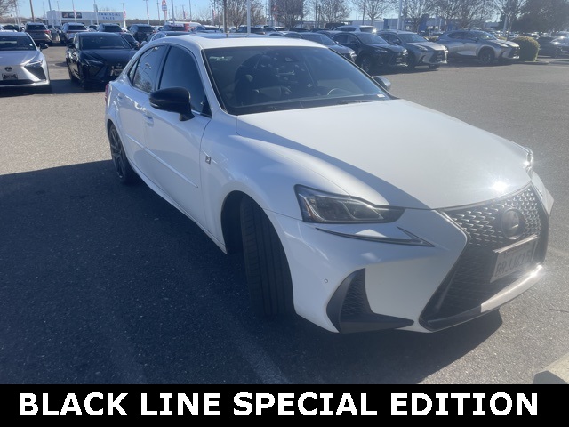 2020 Lexus IS 300 F SPORT's photo