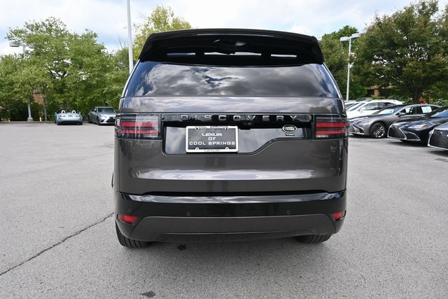 2023 Land Rover Discovery S R-Dynamic photo 4