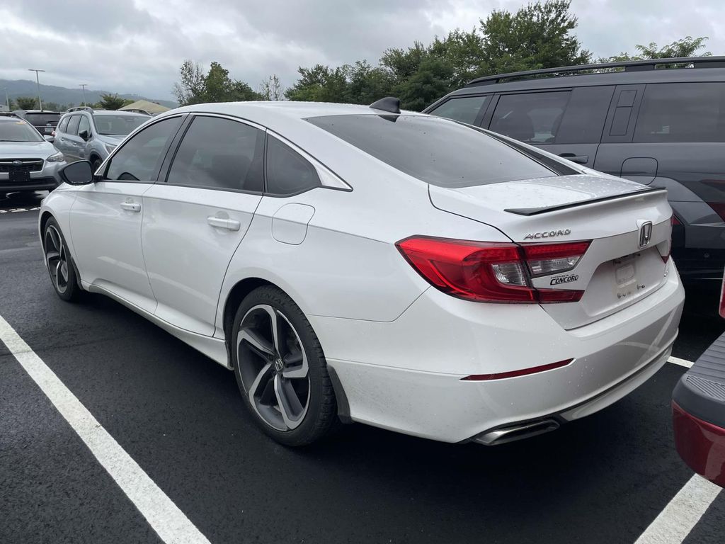 2021 Honda Accord Sport photo 3