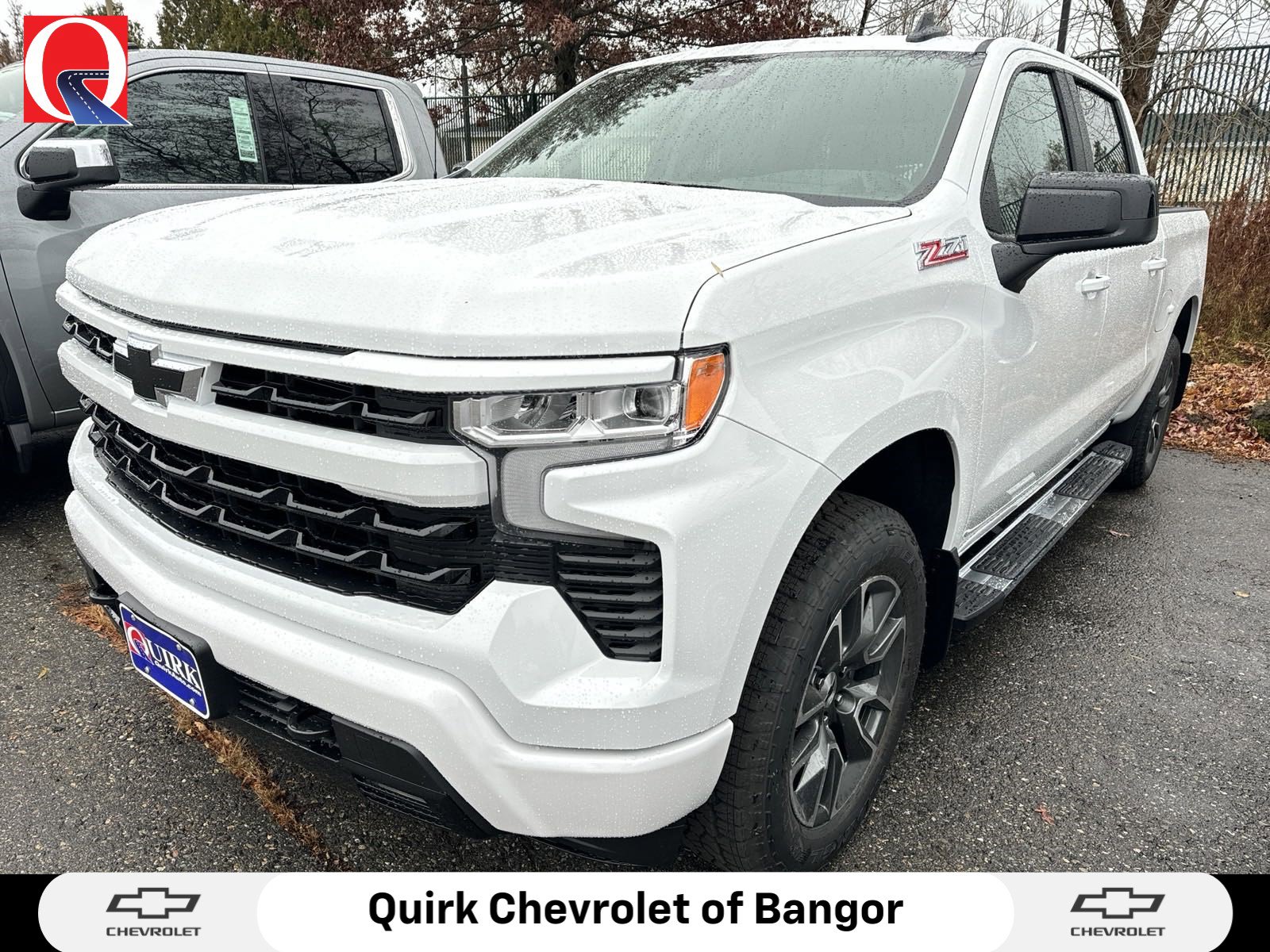 New 2025 Summit White Chevrolet RST image 1