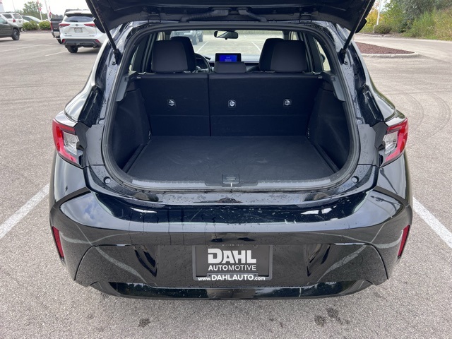 2025 Toyota Corolla SE photo 14