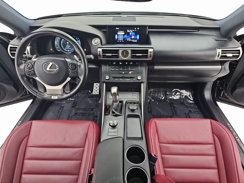 2016 Lexus IS 200t F SPORT photo 11