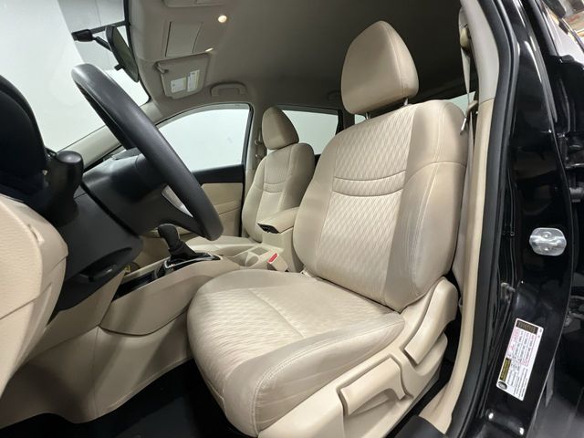 2017 Nissan Rogue S photo 17