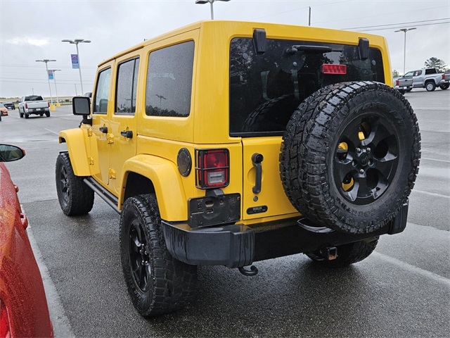 2015 Jeep Wrangler Unlimited Sahara photo 4